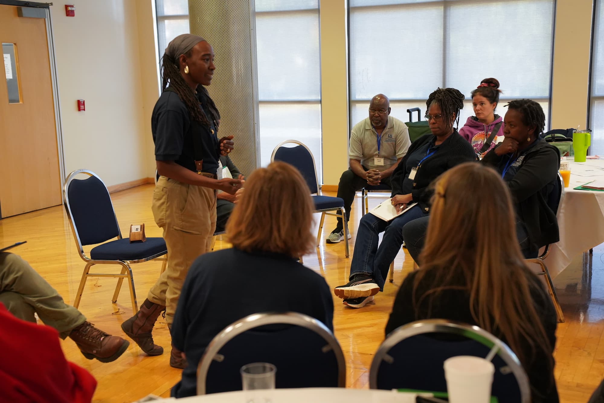 Izula Maximillen, farm outreach worker of LUCE’s Innovative Small Farms Outreach Program (ISFOP), speaks on medicinal herbs and the need for collective actions to build stronger communities in a breakout session. 