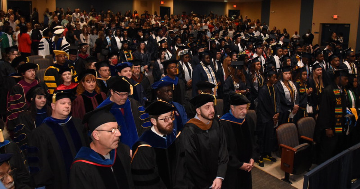 Crowd photo at spring commencement 2024 Lincoln University of Missouri